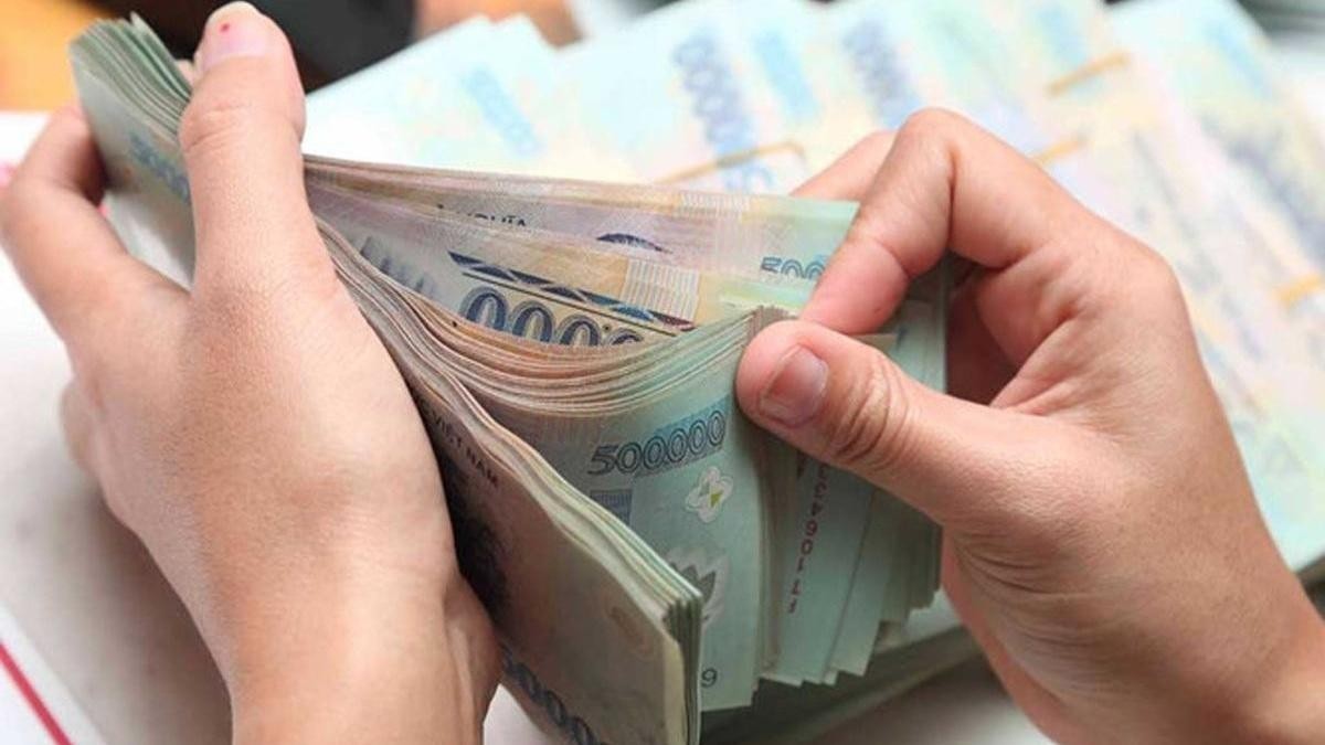 Vay tín chấp theo lương ngân hàng nào lãi suất thấp nhất 2023?